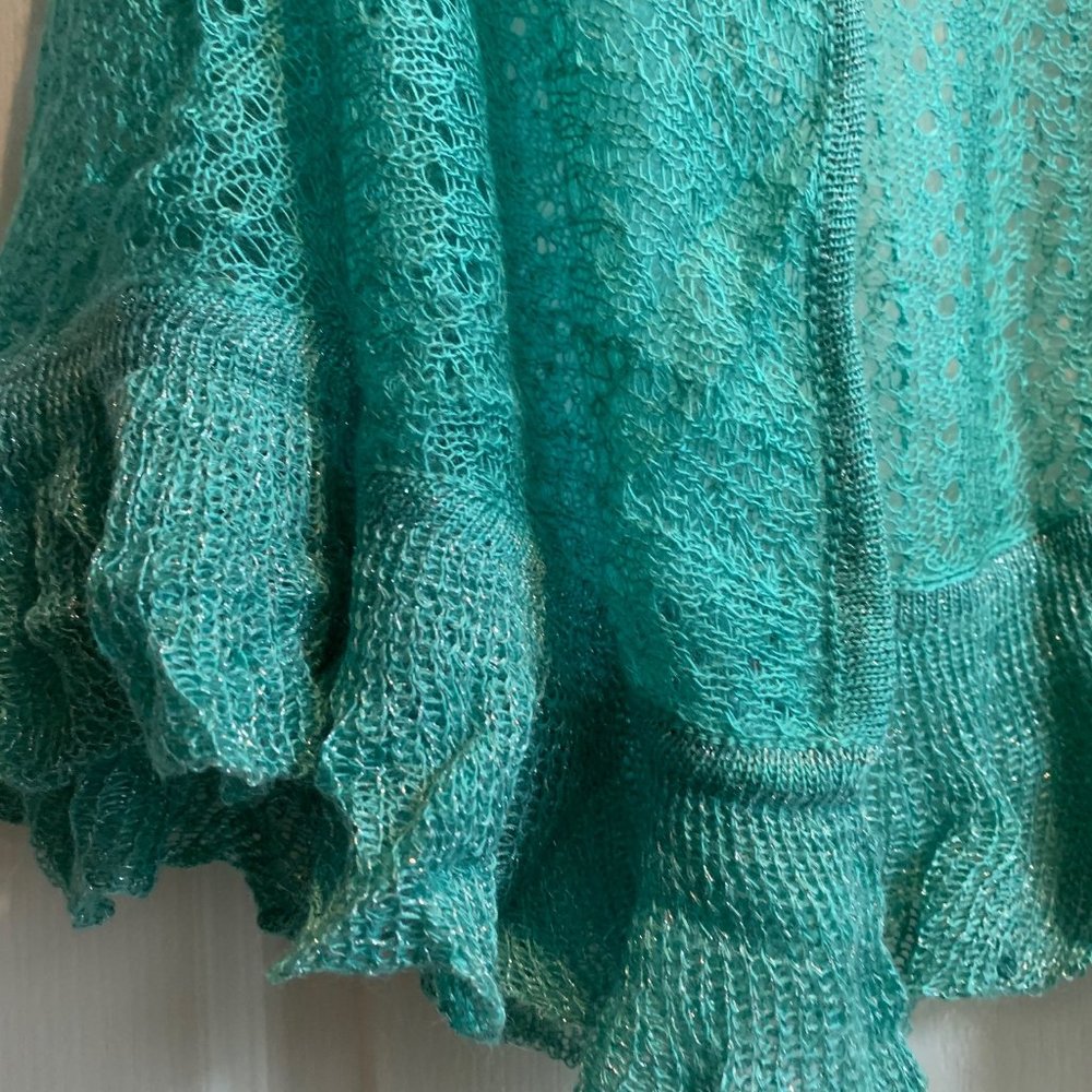 Shawl - Picture 4 of 7